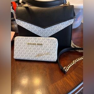 Michael Kors handbag and matching wallet